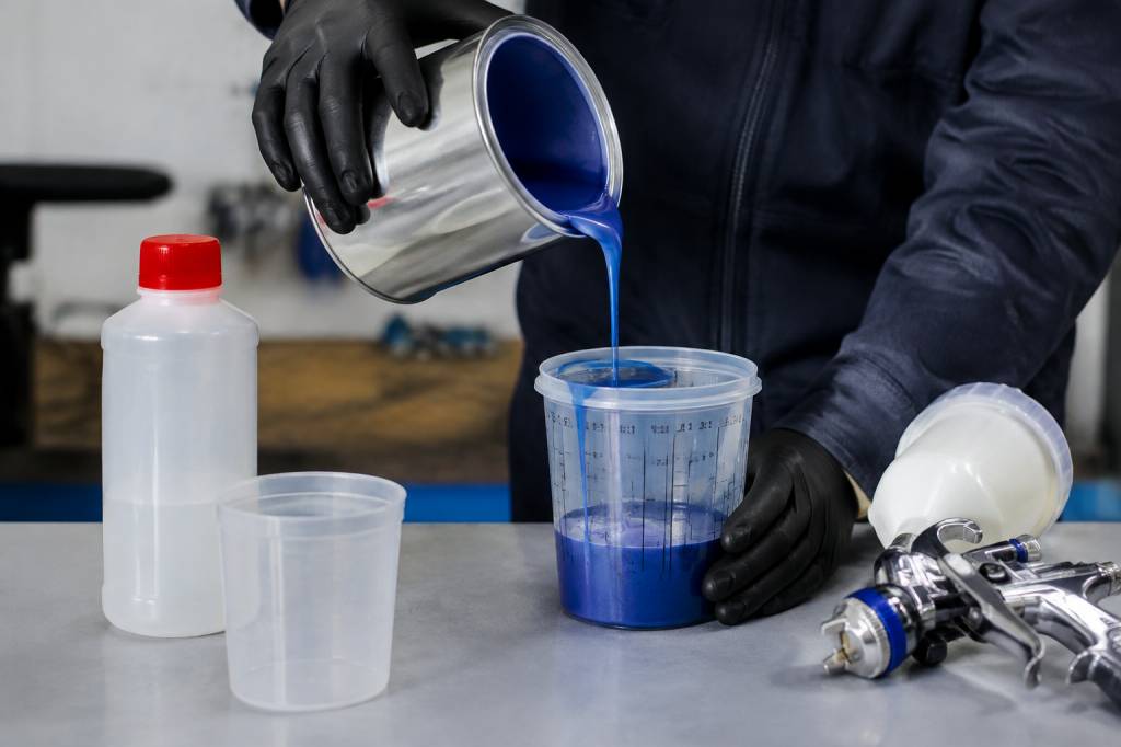 Diluer peinture pour pistolet : les bonnes proportions et les étapes à suivre